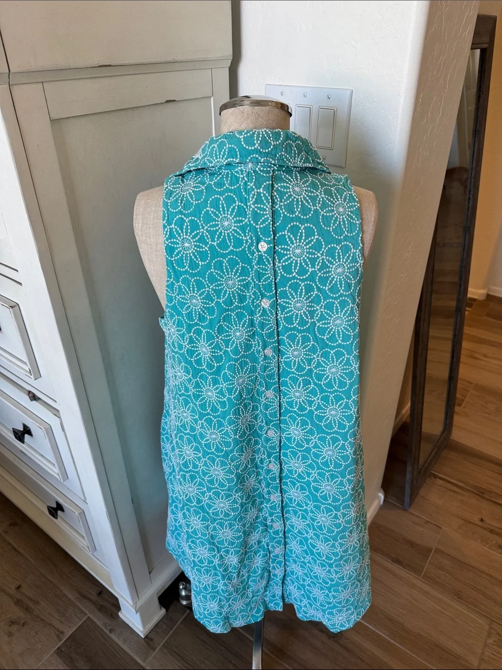 Finley M sleeveless a line shirt dress - Picture 6 of 6